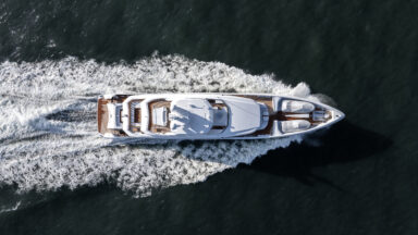 Superyacht Santosha