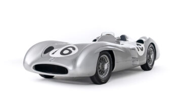 Mercedes-Benz W