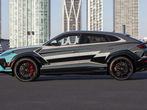 Miami-inspired Urus SE
