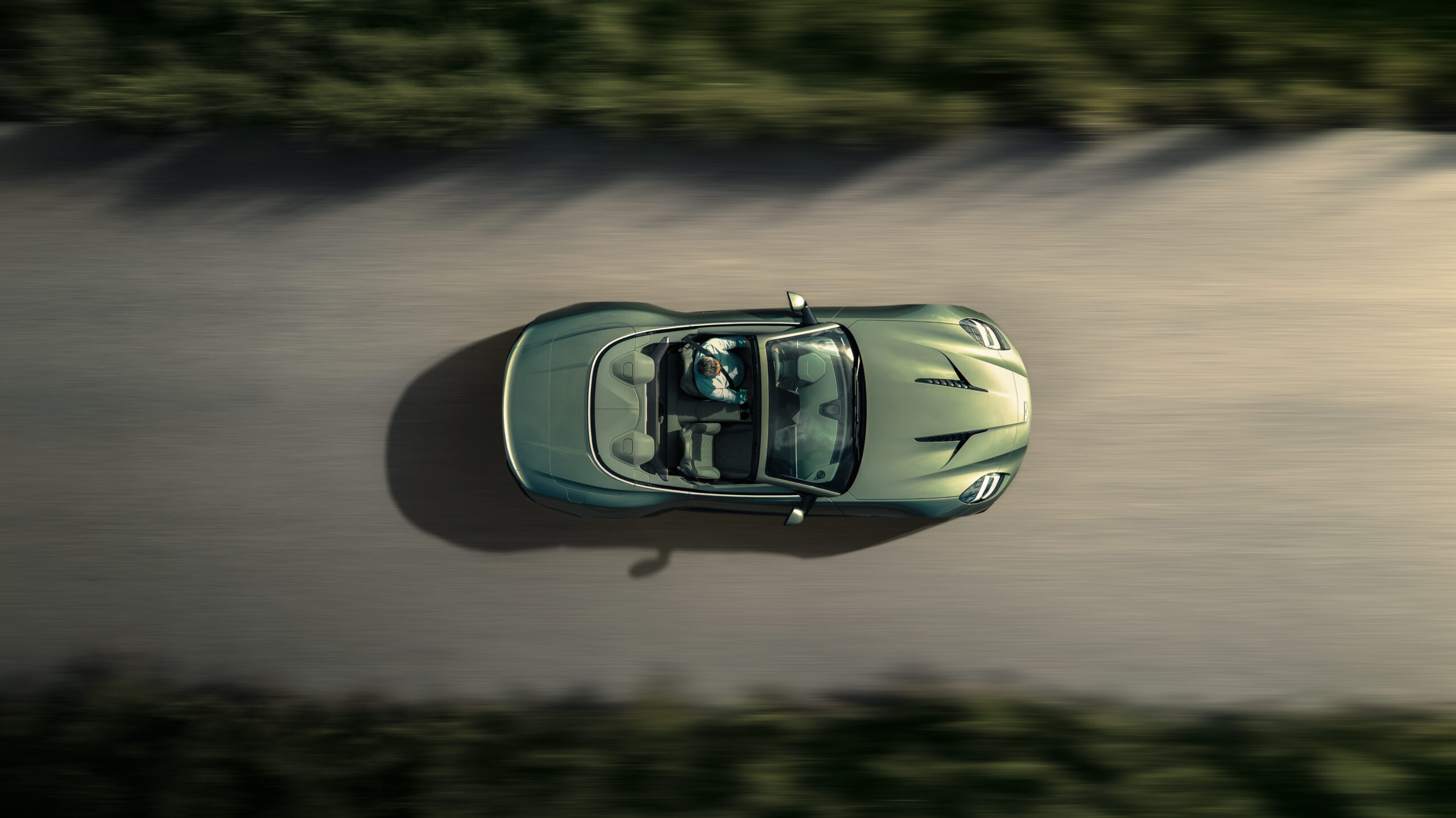 Aston Martin Vanquish Volante