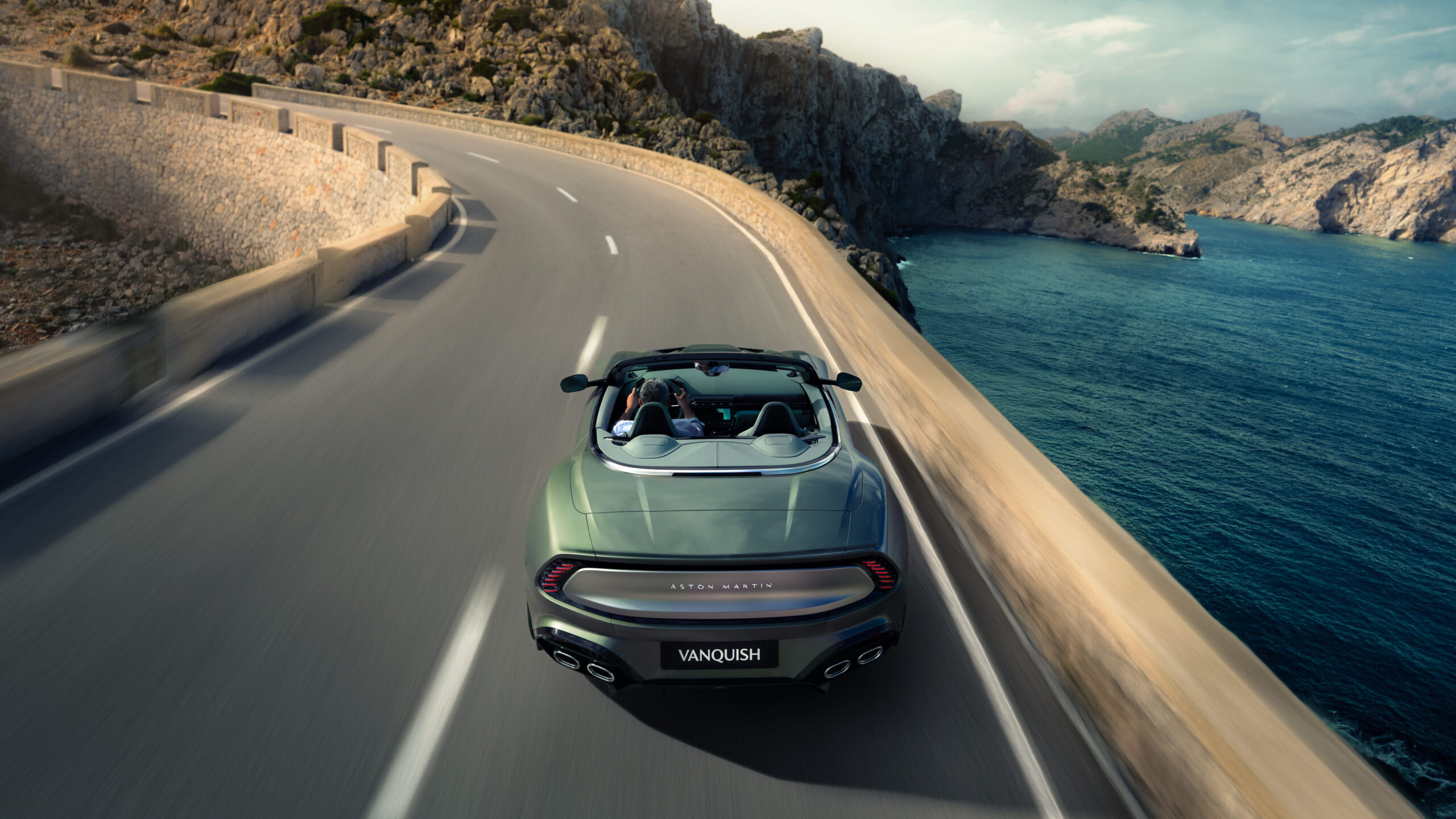 Aston Martin Vanquish Volante