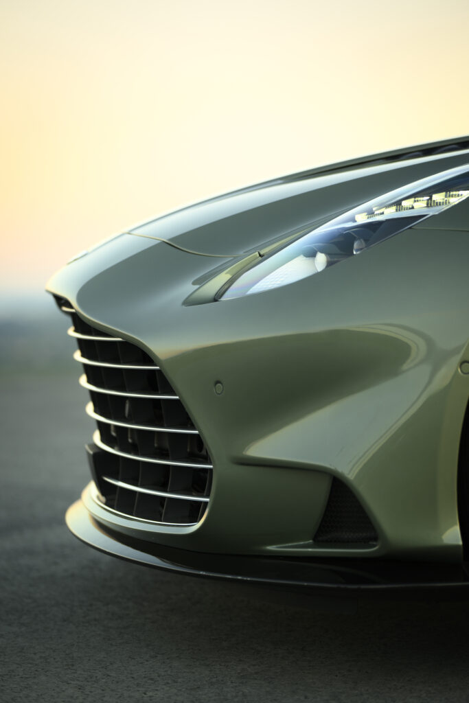 Aston Martin Vanquish Volante