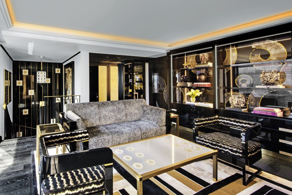 The Presidential Suite at Prince de Galles, Paris