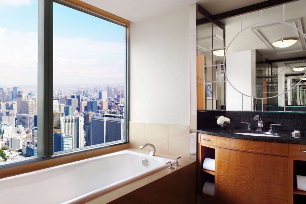 Ritz-Carlton Tokyo Bathroom