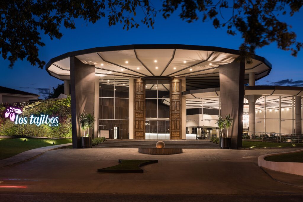 Luxury Hotels in Santa Cruz-Los Tajibos