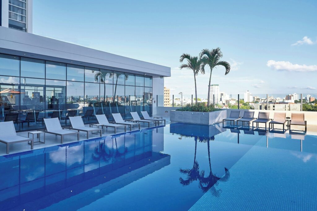 Luxury Hotels in Santa Cruz-Marriott