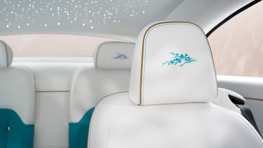 Rolls-Royce Spectre-Evanescent interior
