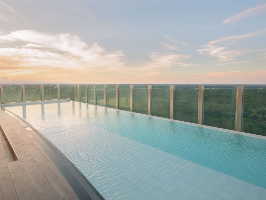 Luxury Hotels in Santa Cruz-Swissotel
