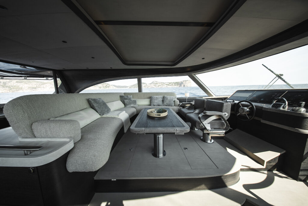 Zeelander Loloma Yacht