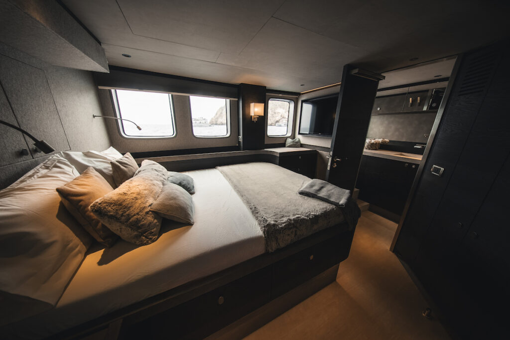 Zeelander Loloma Yacht-Master Suite