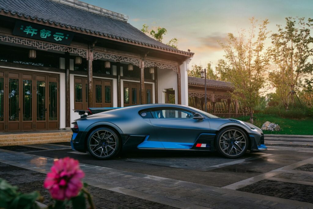 BUGATTI Divo Shanghai