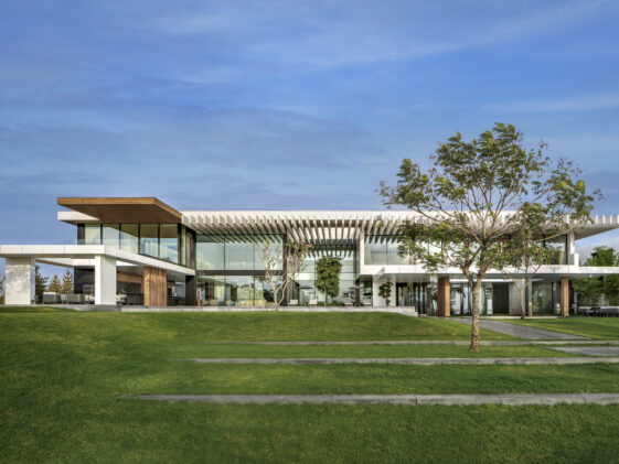 Inside Lagoon Villa, Abidjan: SAOTA and Claude Missir