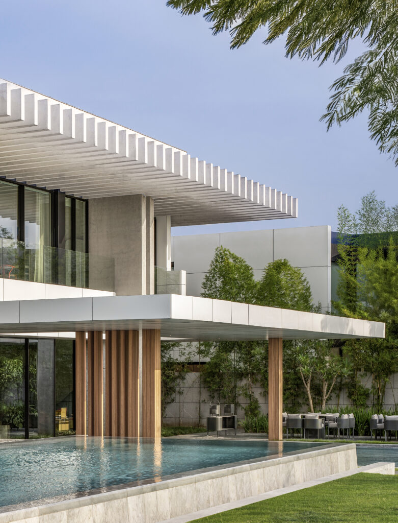 Inside Lagoon Villa, Abidjan: SAOTA and Claude Missir 