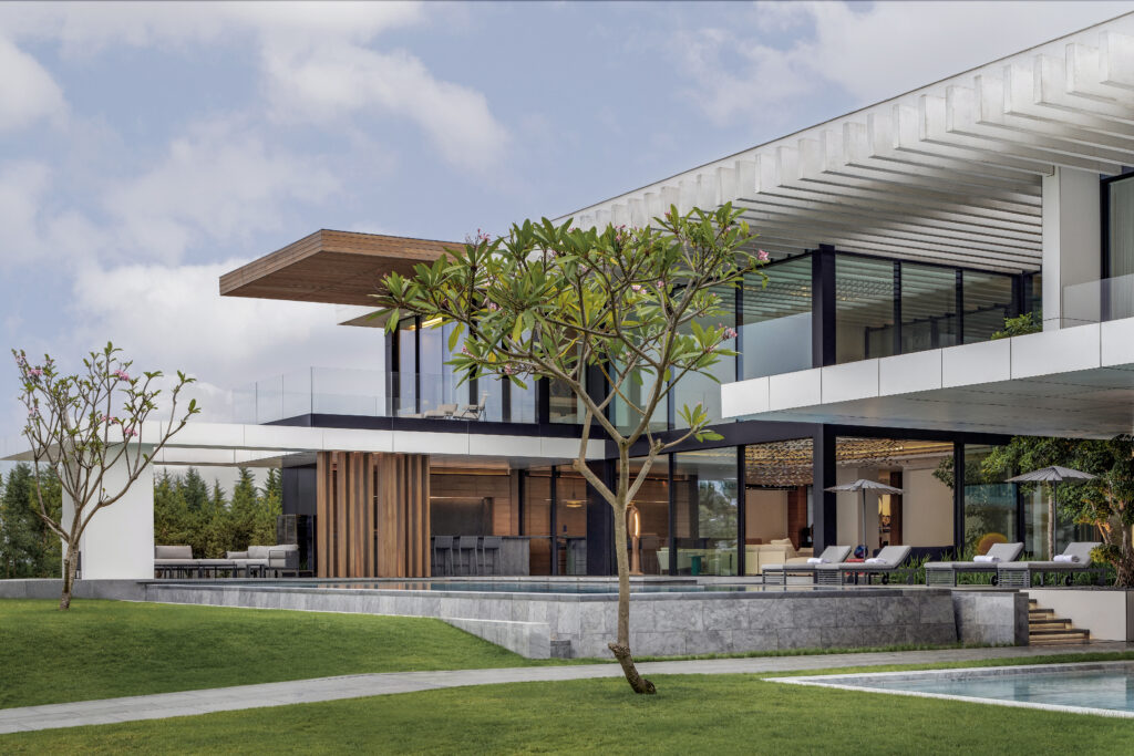Inside Lagoon Villa, Abidjan: SAOTA and Claude Missir 