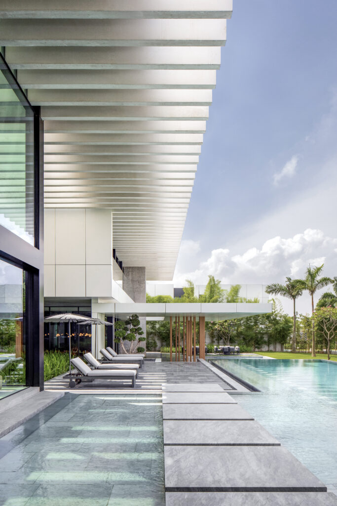 Inside Lagoon Villa, Abidjan: SAOTA and Claude Missir 