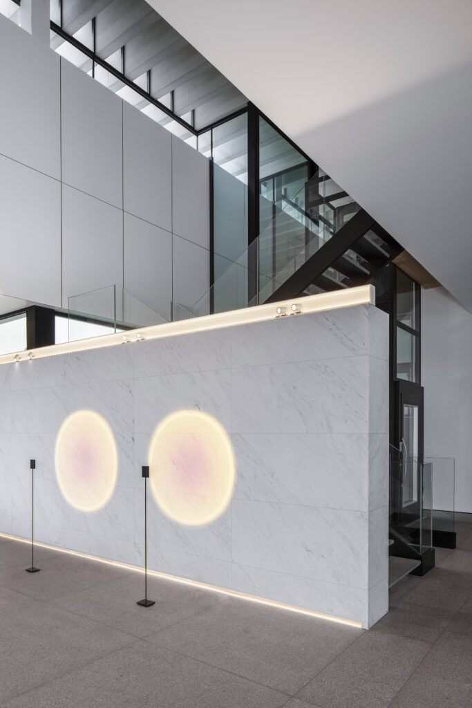 Inside Lagoon Villa, Abidjan: SAOTA and Claude Missir 