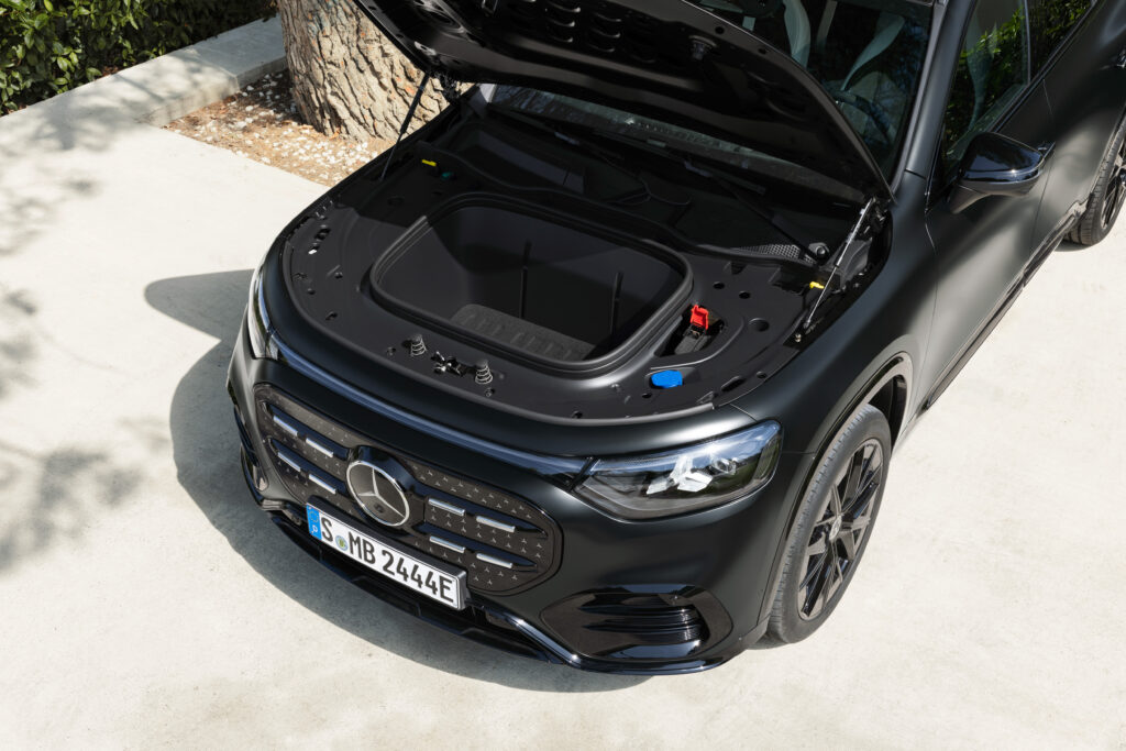 Mercedes-Benz GLB Electric Trunk